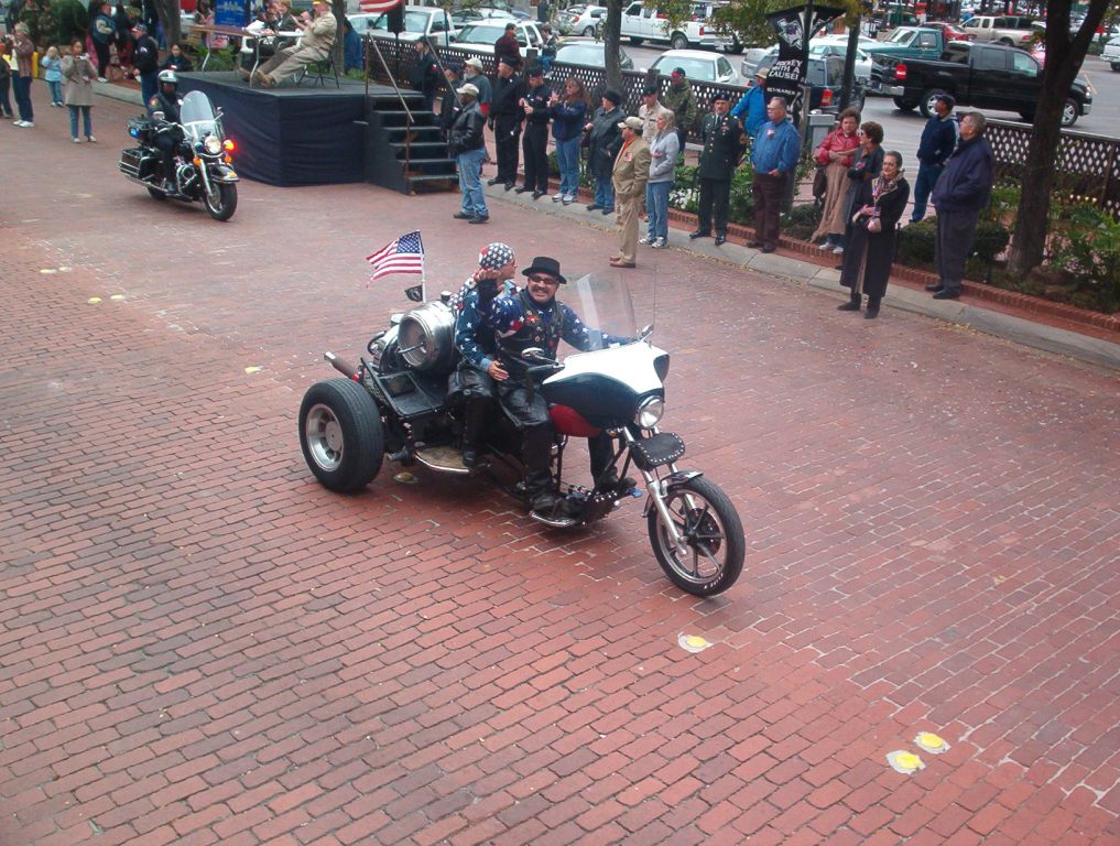 Enlarge picture